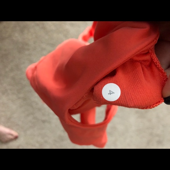 Lulu “Rise & Flow” tank ✨ - Picture 6 of 6